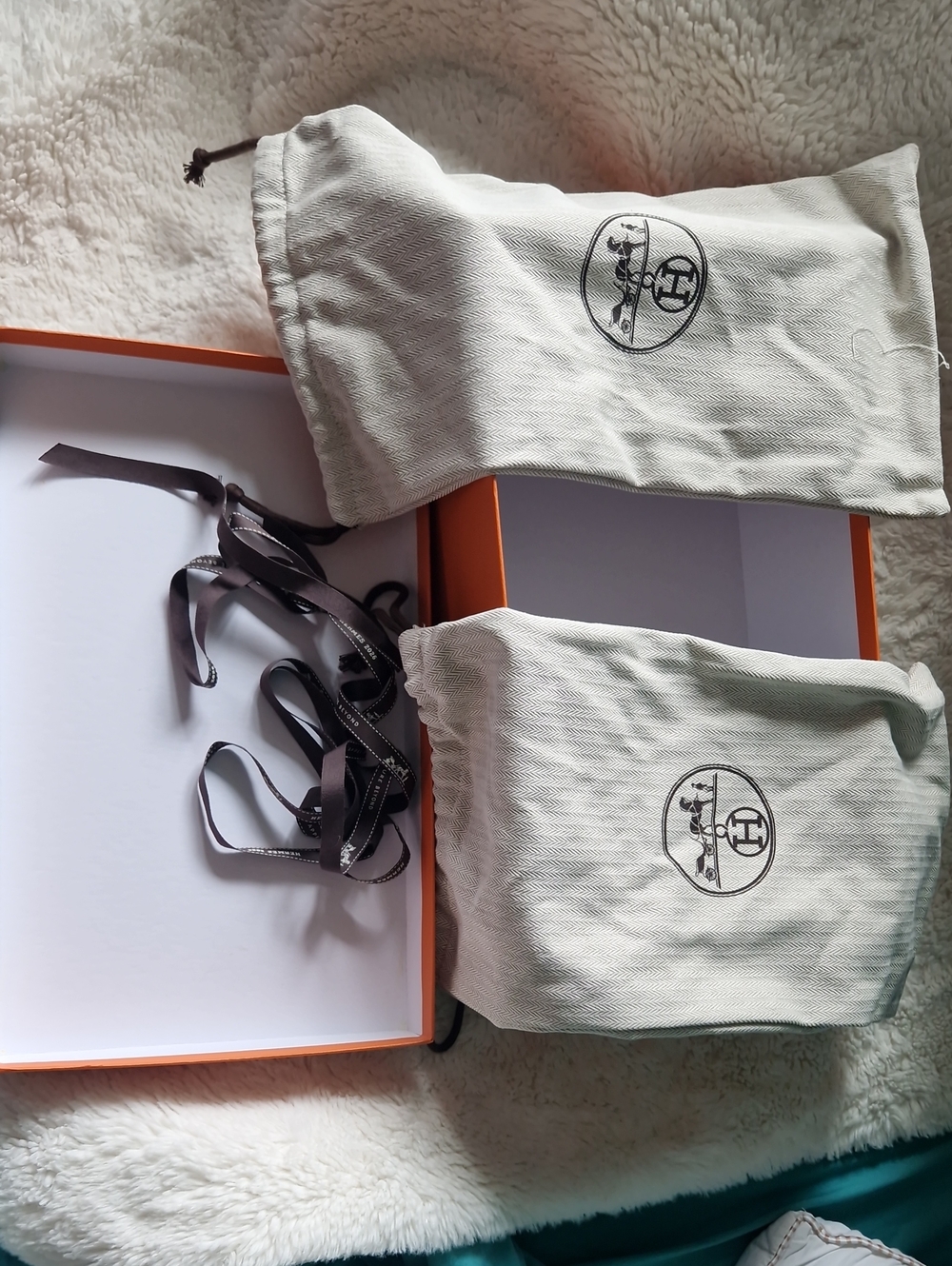 Hermes Cream Dust Bag Set with Black Logo